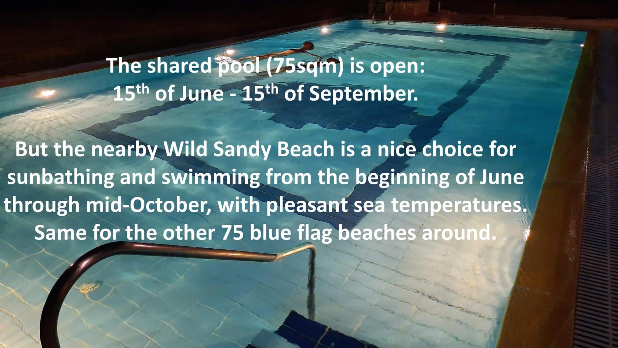 Hébergement de vacances Blue Pastel-cliffside Villa, Shared Pool, Wild Sandy Nearby